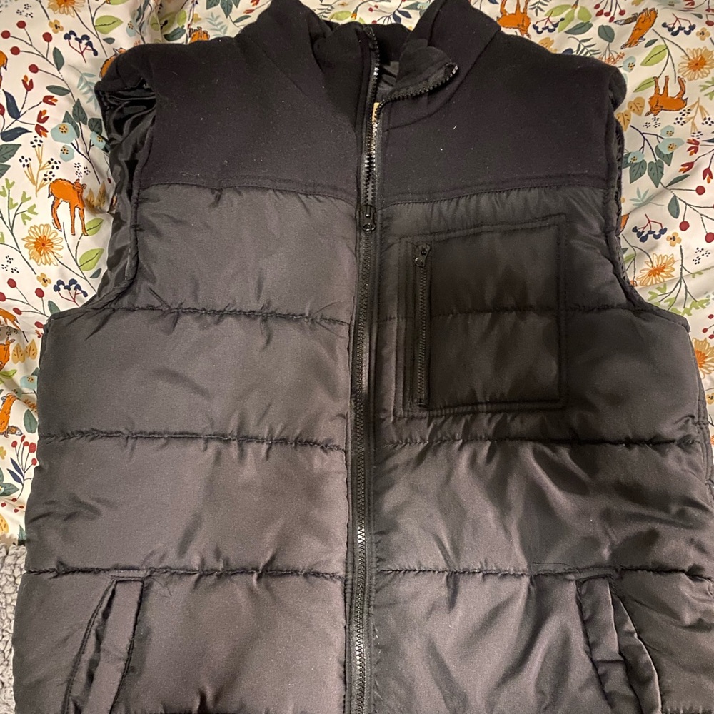 Mens medium vest black